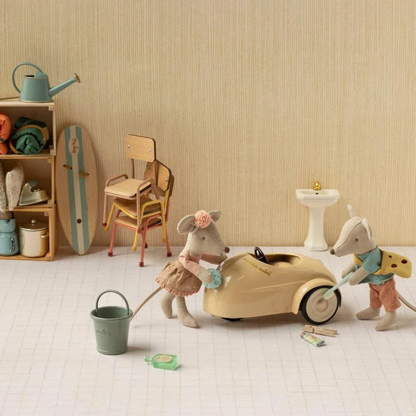 Beige Bil til Mus