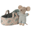 Babymaus in Tragetasche Blau