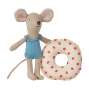 01_Maileg lillesøster strandmus, badering med røde prikker.jpg