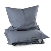 01_Sebra Klassisk junior sengetøj, forest lake blue.jpg