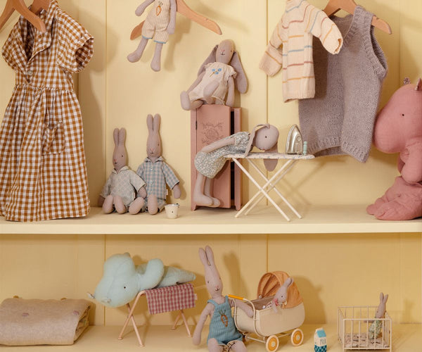 Maileg Bügelbrett und Bügeleisen, blaue Blumen