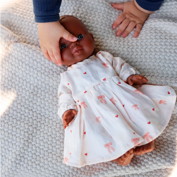 Cam Cam Puppenkleidung mit Mütze, Schleifen