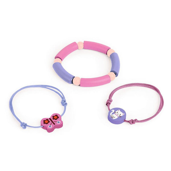 Schachtel mit Tara's Armbändern