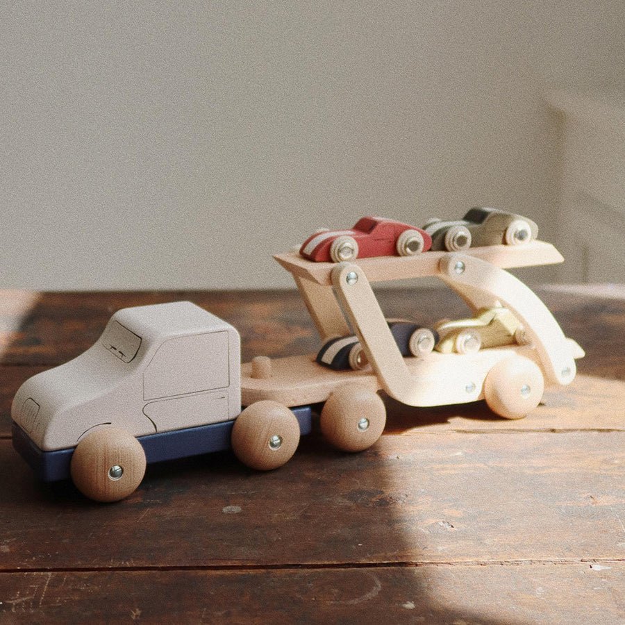 Konges Sløjd Biltransport i Træ