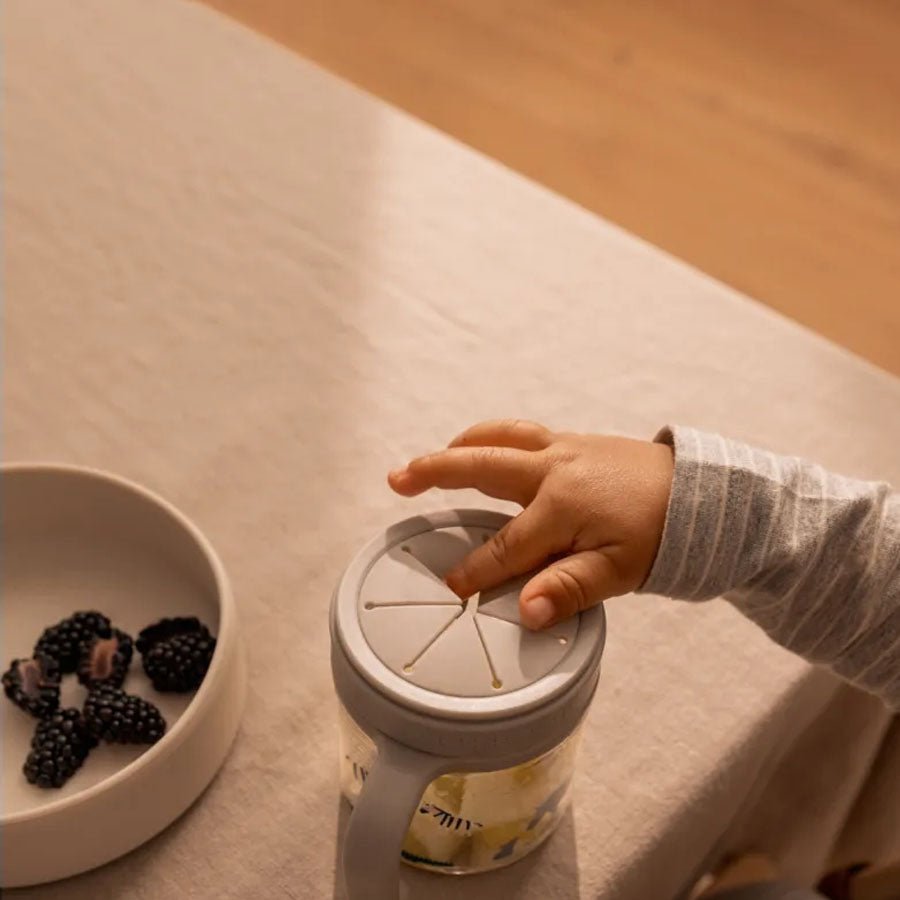 Liewood Enyo snack kop, peach / sea shell