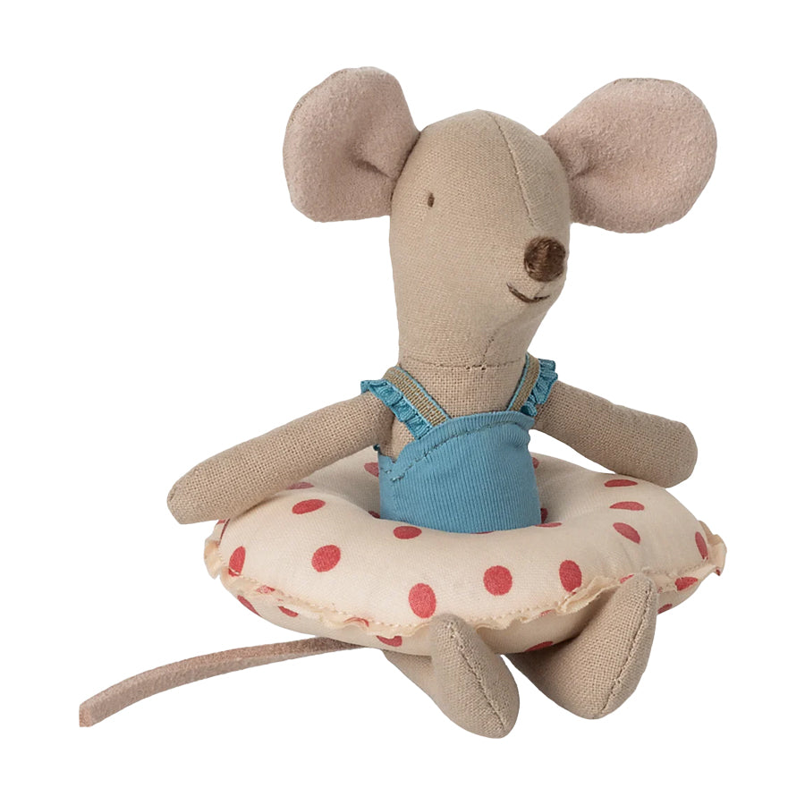 02_Maileg lillesøster strandmus, badering med røde prikker 1.jpg