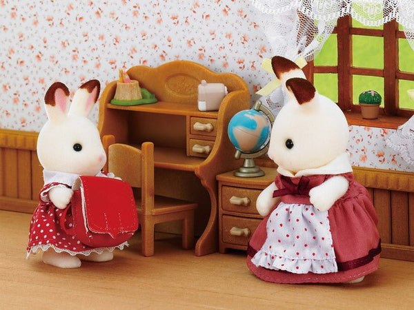 Sylvanian Families, Schwesterkanin und Schreibtisch