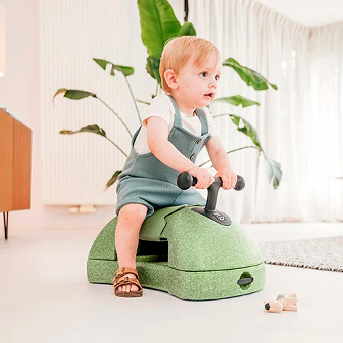 02_Scoot and Ride My first 3 in 1, olive.png