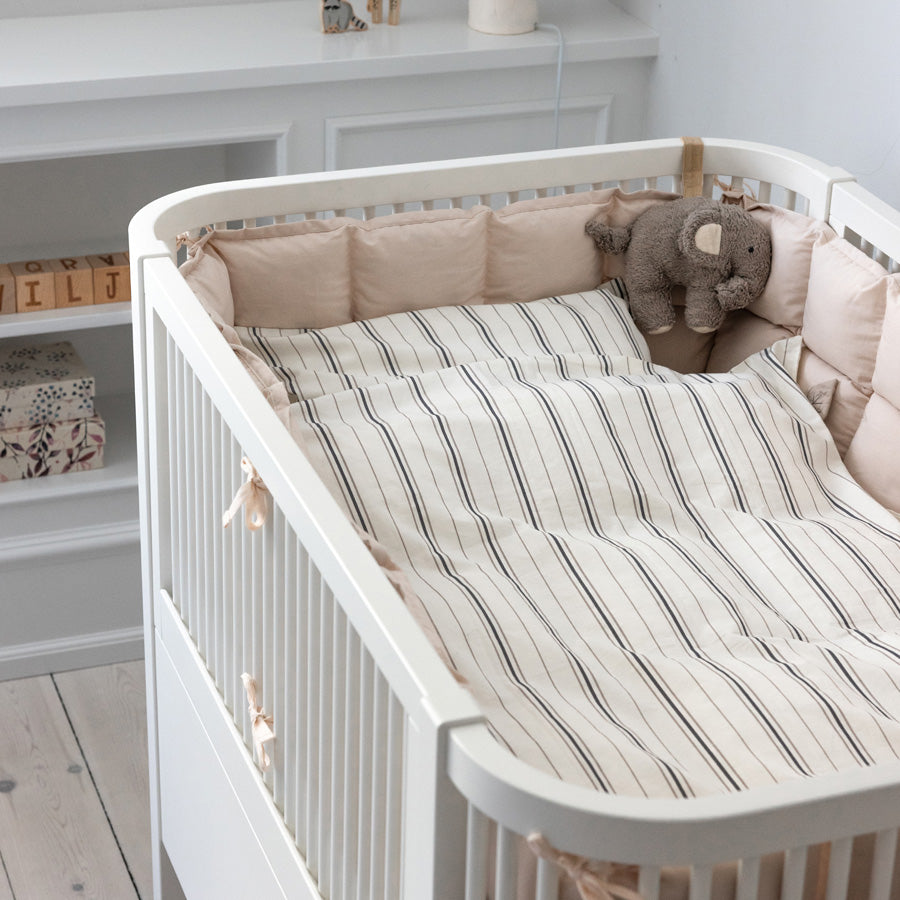 02_Sebra Baby sengetøj, cream stripe 1.jpg