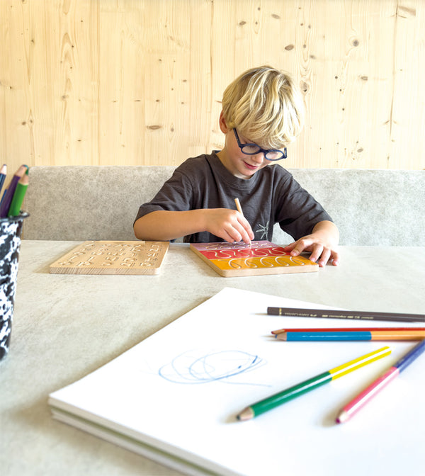 07_12560_10-schreibtafel-set-educate-small-foot-kinderbild-01.jpg
