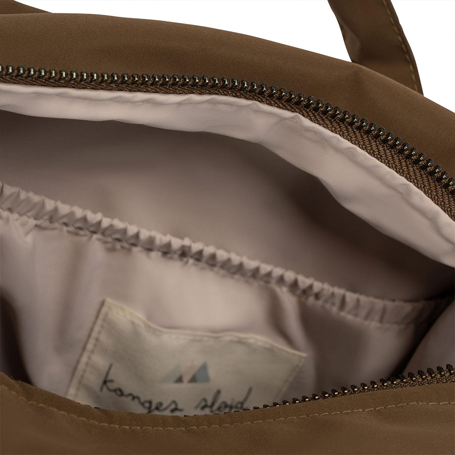 Alles, was du brauchst Mini Tasche in Walnuss
