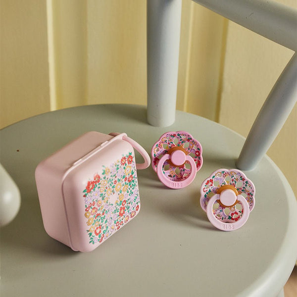 BIBS Liberty Oscar Meadow Schnullerbox - Blossom