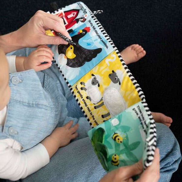 Baby Einstein Counting at the Farm™ Weiches Aktivitätsbuch