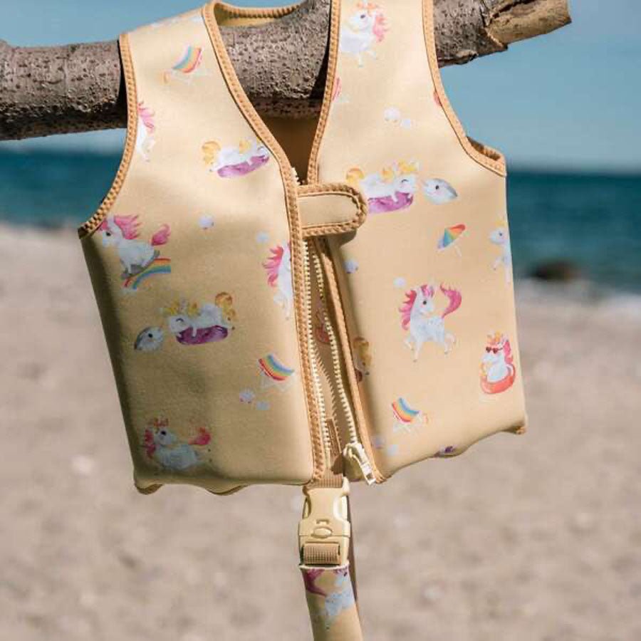 Svømmevest i Unicorn Shores