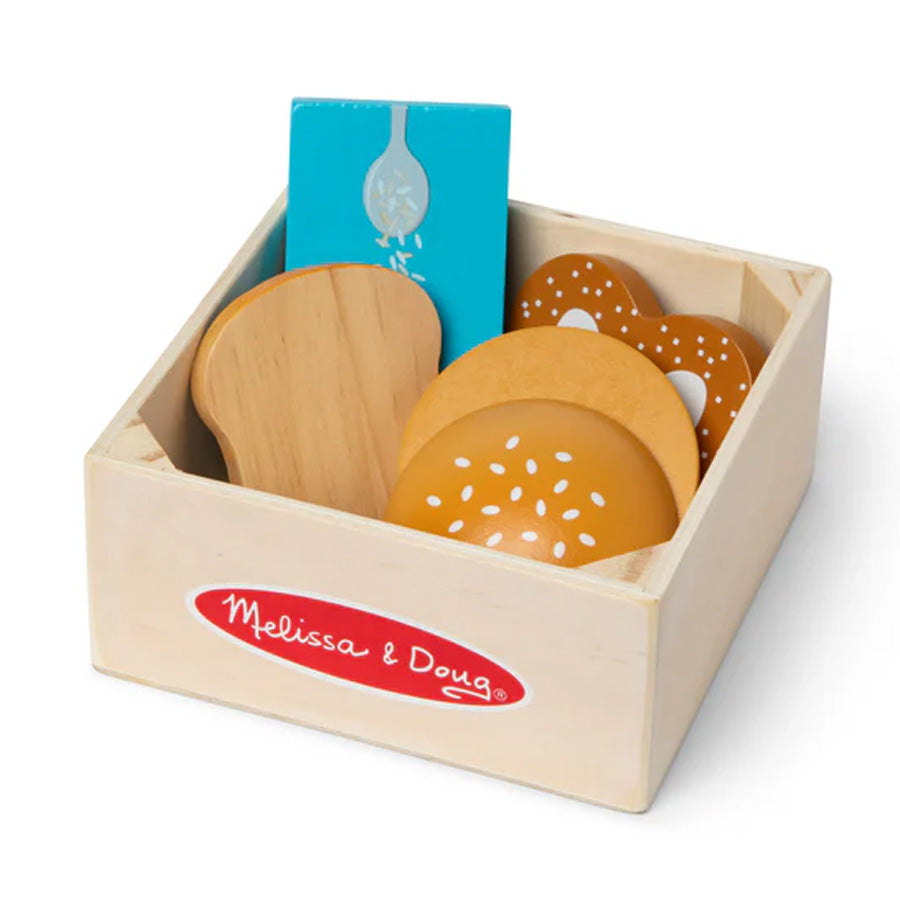 Spielzeugbrot aus Holz