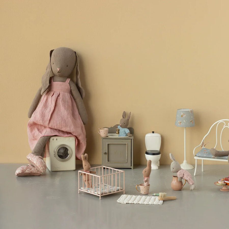 Kanin i Brun med Kjole og Sko (Str. 4)