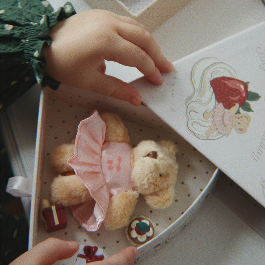 Tiny Teddy Geburtstag in Kirsche